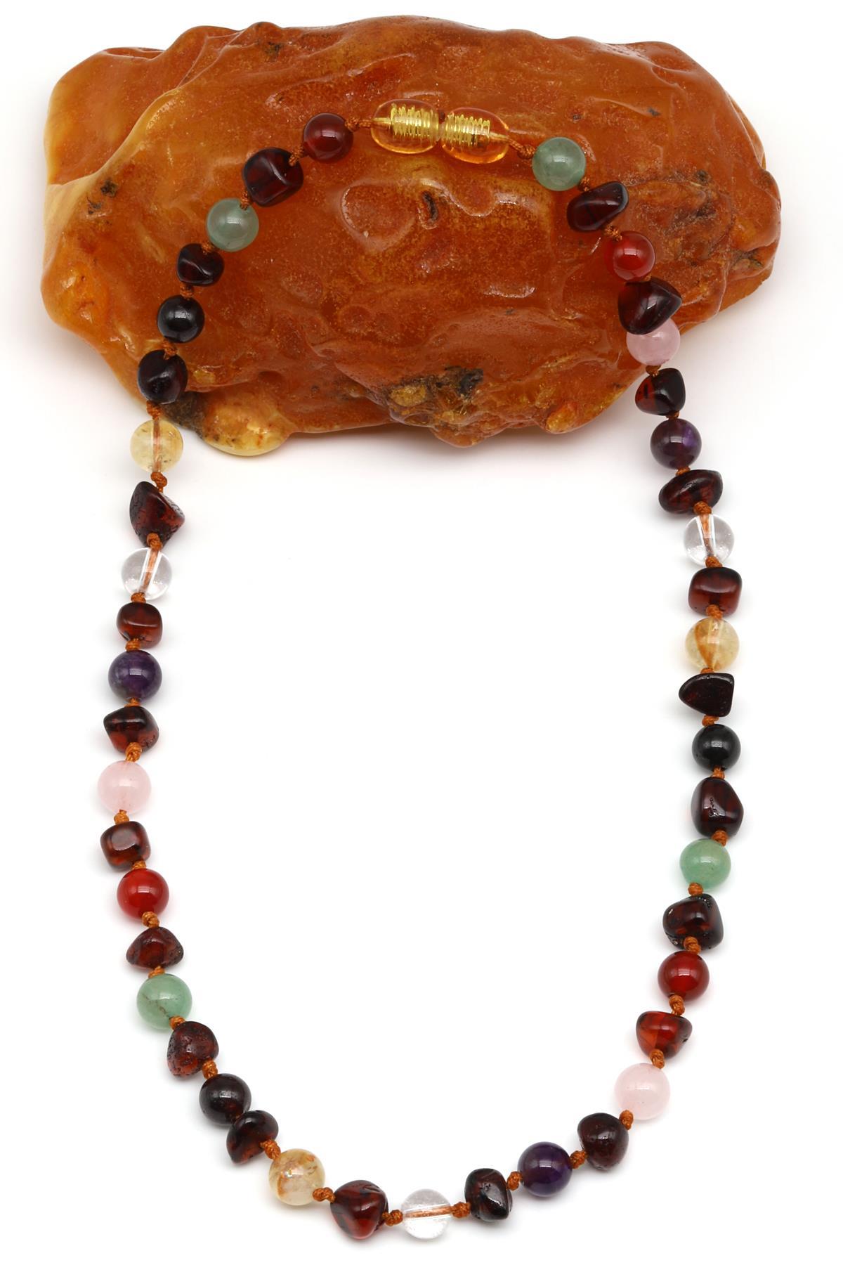 Collier bébé/enfant ambre et chakras – photo avant – 33 cm – modèle 3